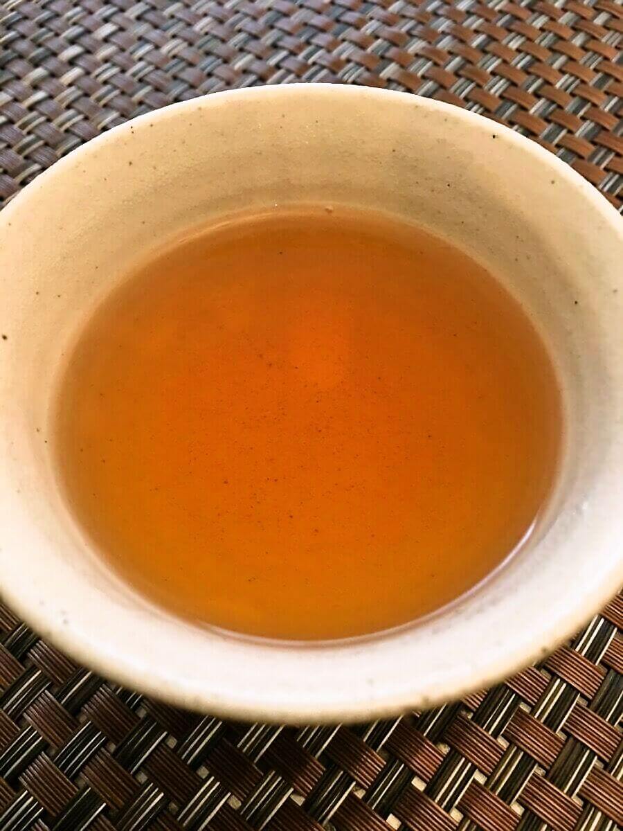 川上さんの三年番茶薪火寒茶(小) 120g