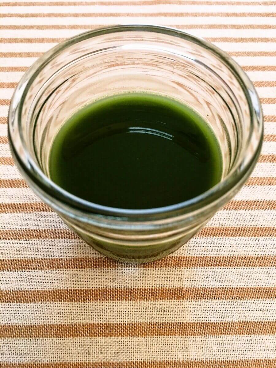 国産有機 青汁四重奏 90g(3g×30包) 水で割った青汁